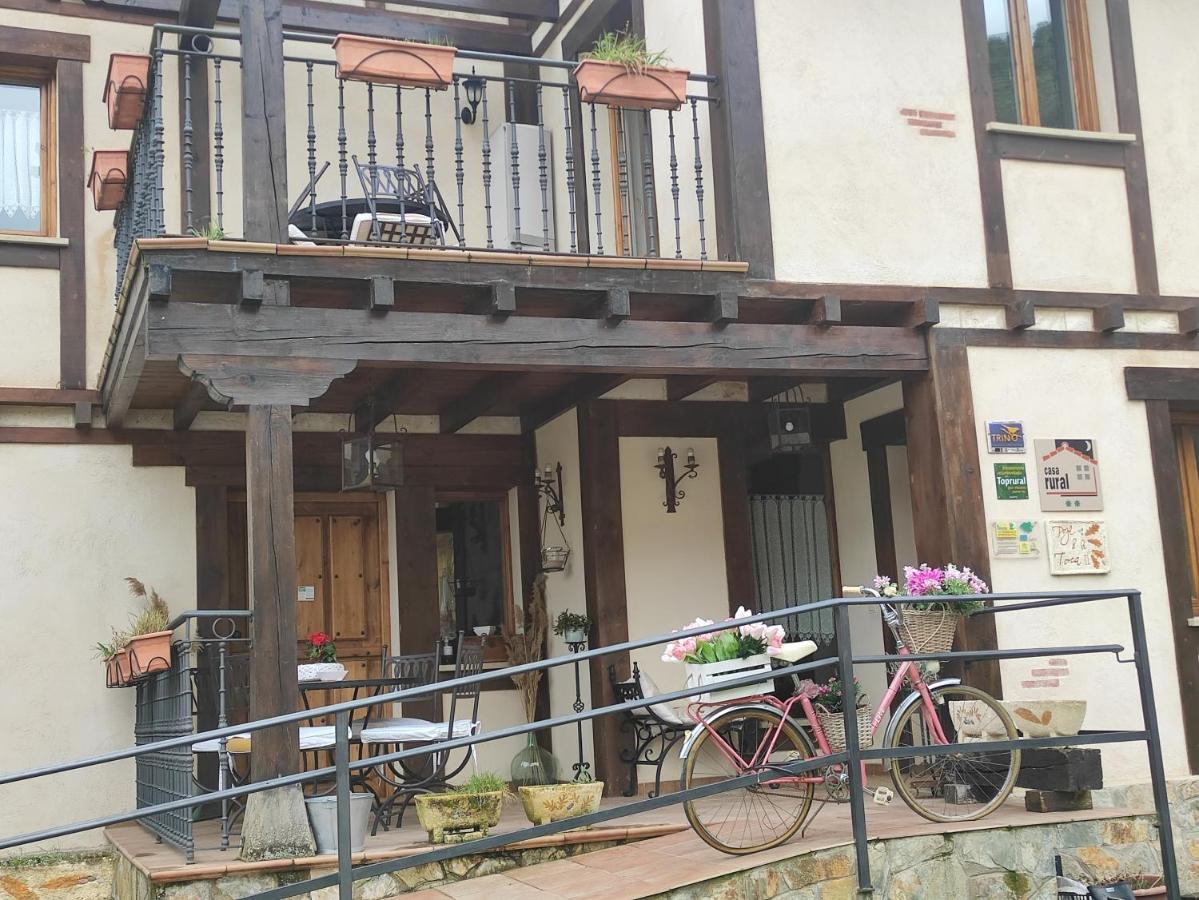 Hotel Rural En Las Cascadas De Tobera מראה חיצוני תמונה