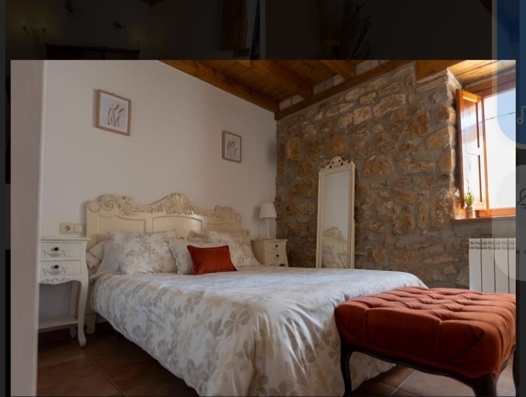 Hotel Rural En Las Cascadas De Tobera מראה חיצוני תמונה